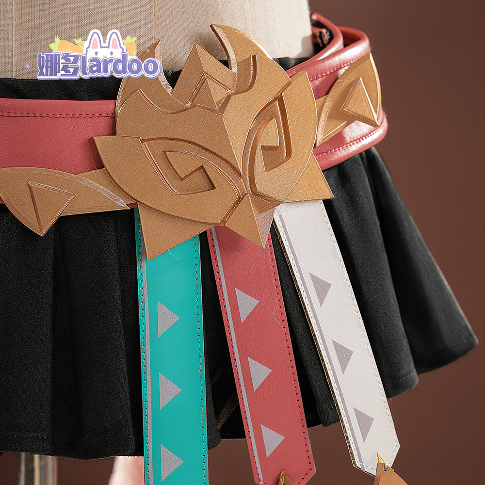 Party Games For Christmas - Costume Cosplay Varesa di Genshin Impact,