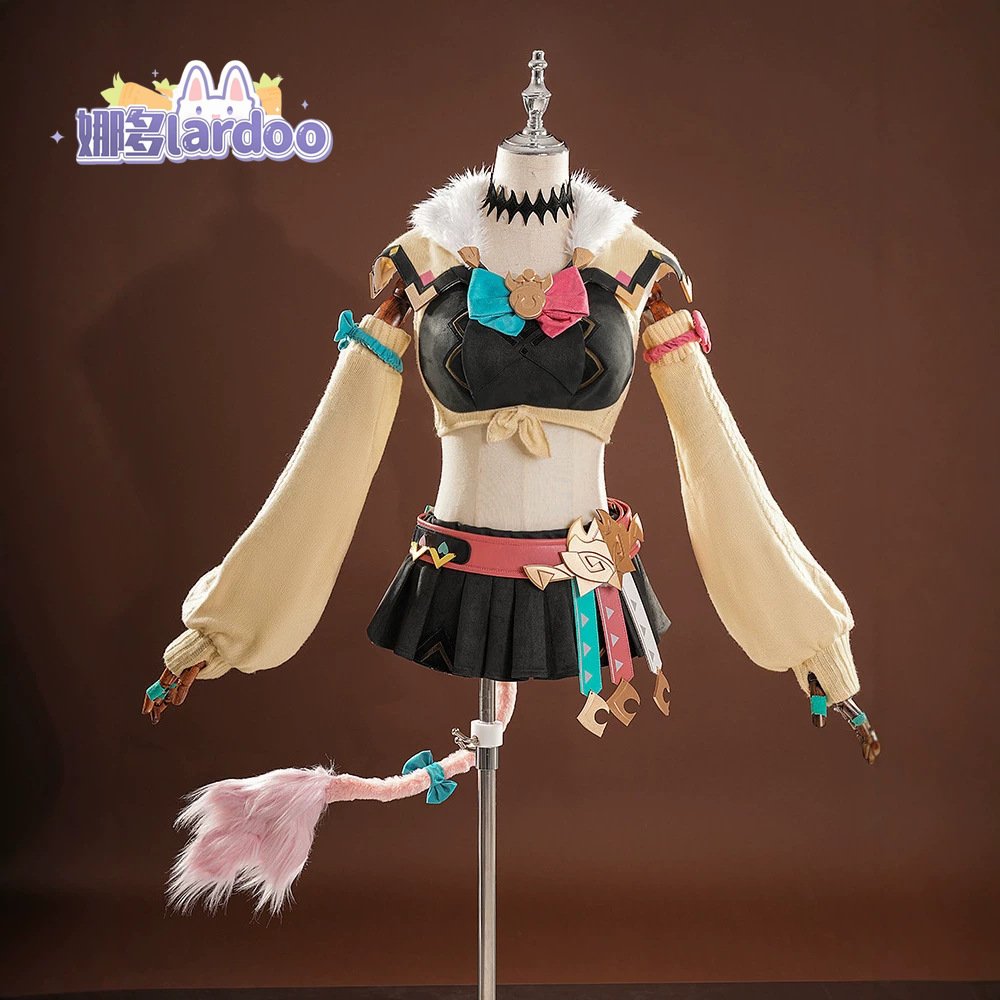 Costume Cosplay Varesa di Gens - Party Games For Christmas recensione e prezzo